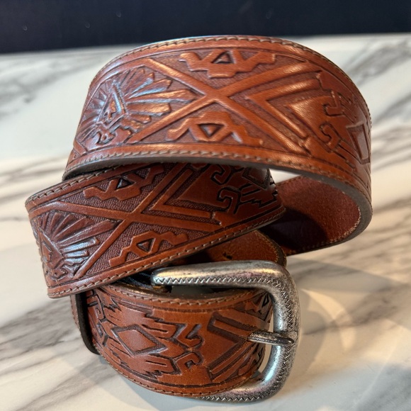 Justin Leather Western Aztec Style Belt - Picture 3 of 10